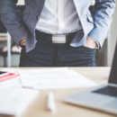 スーツのシャツは襟の形でネクタイと組み合わせるのが本来の様式【新社会人必見】
